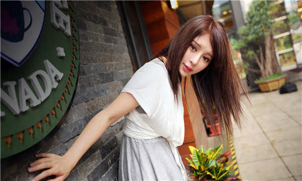 彰武想找一个女性生孩子给报酬-｛找个女人生孩子多少钱｝